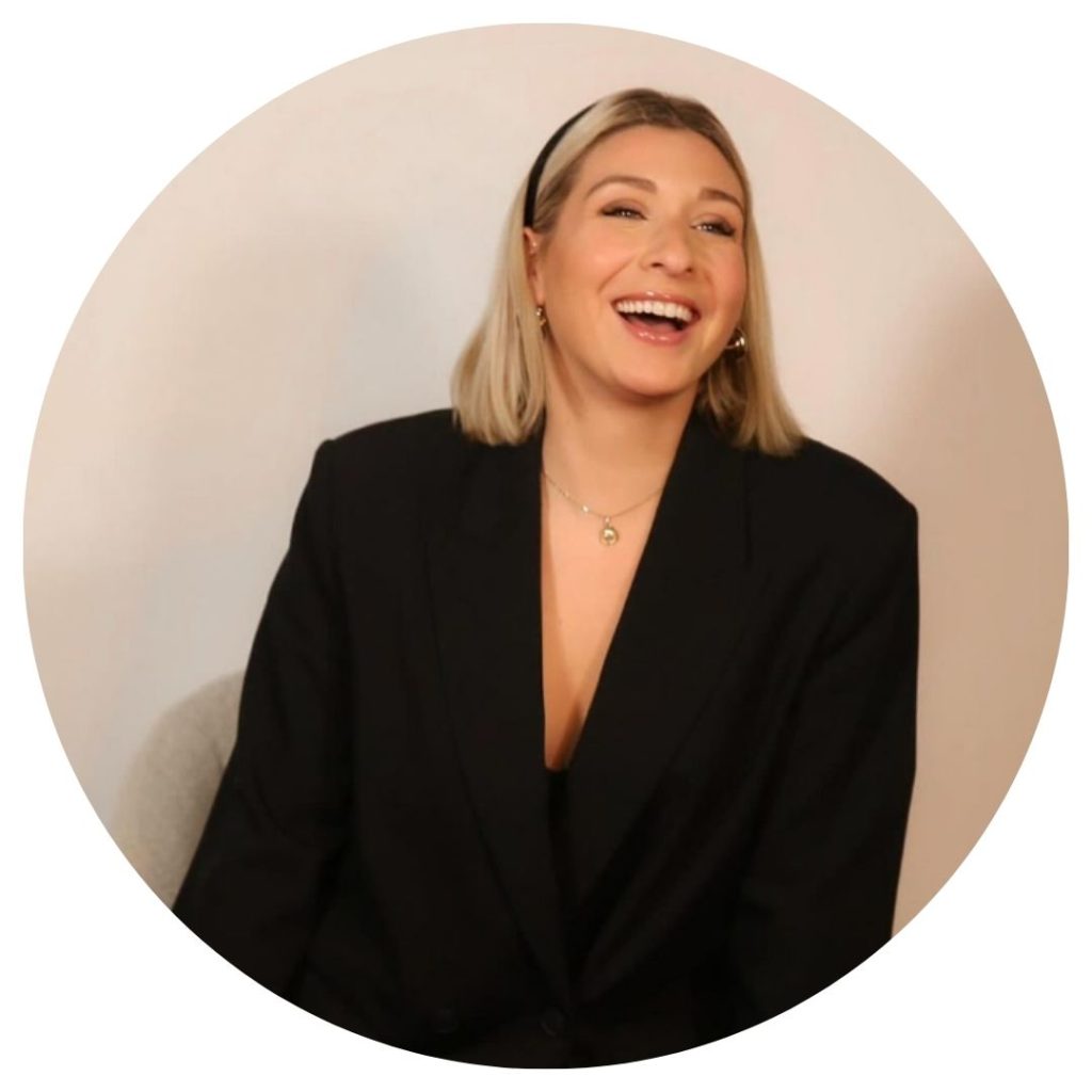 Irina Sambucini, atelier visionboard, est une coach en développement personnel